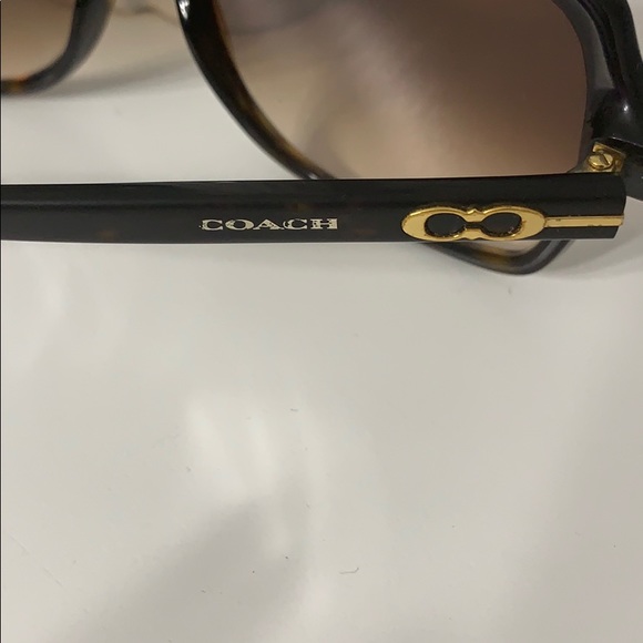 Coach prescribed sunglasses - Picture 2 of 4